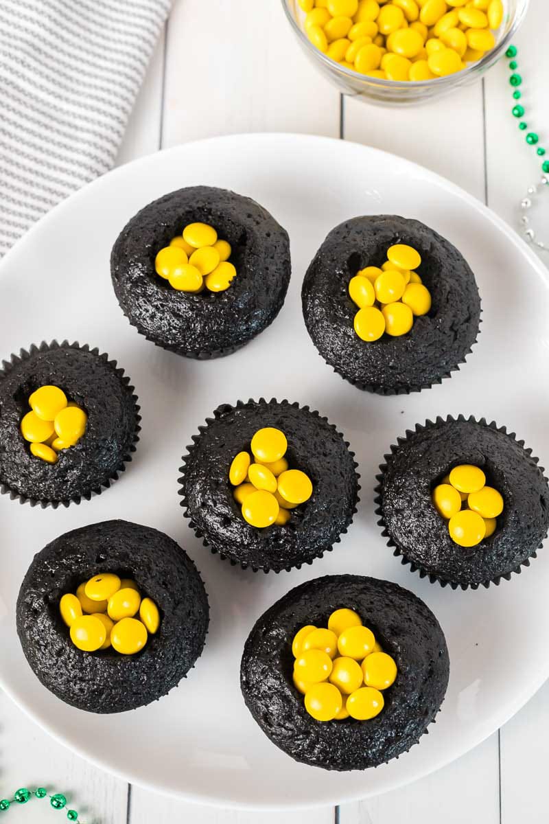 St Patrick's Day cupcakes filled with yellow coins