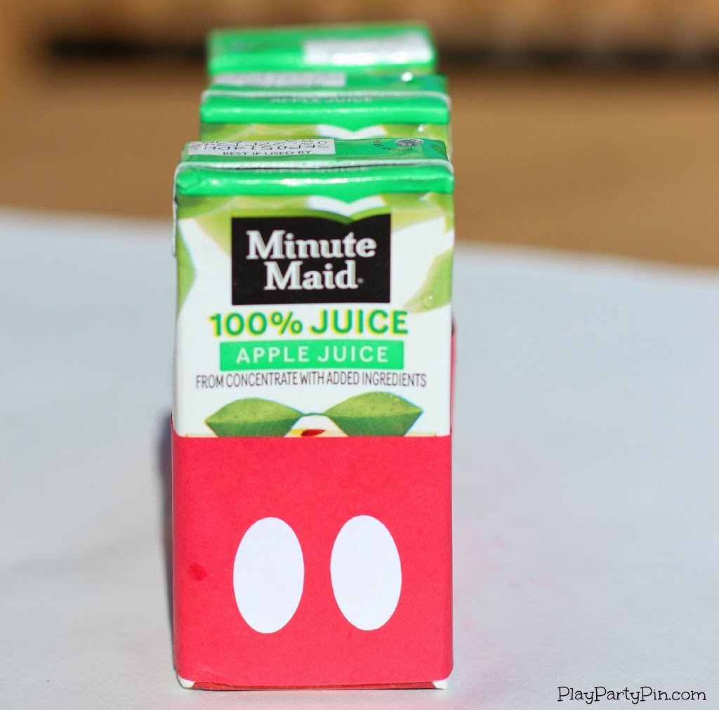 Easy DIY Mickey Mouse Juice Boxes with Free Printable and Cut File from playpartyplan.com #MickeyMouse #freeprintable #party