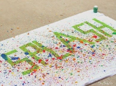 Step by step DIY splatter paint tutorial from playpartyplan.com Step by step DIY splatter paint tutorial from playpartyplan.com