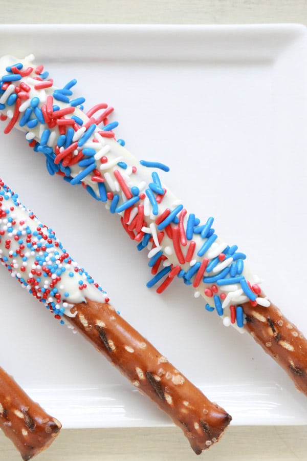 red white and blue pretzels