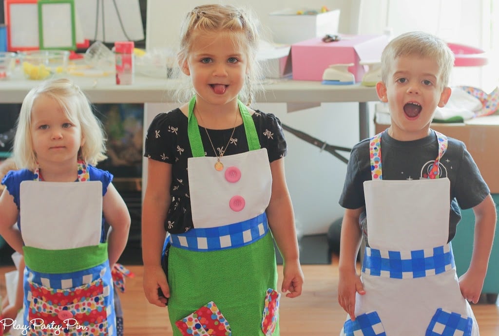 Kid's art aprons, perfect for kids and toddlers from Confetti Couture Events