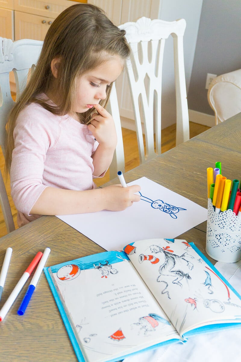 10 fun reading activities and games to make reading fun for kids! Simple and fun ideas for children of all ages! Practicing fine motor skills, science experiments, and fun ideas for teachers (or parents) to use in the classroom or at home! Can’t wait to try these with my own boys.