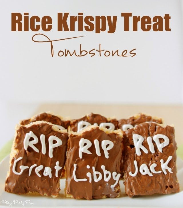 Rice krispy treat tombstones, so easy to make and perfect for a Halloween party via playpartyplan.com Rice krispy treat tombstones, so easy to make and perfect for a Halloween party via playpartyplan.com