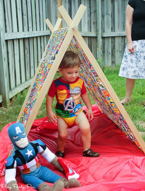 Superhero tent, perfect for a superhero party from playpartyplan.com