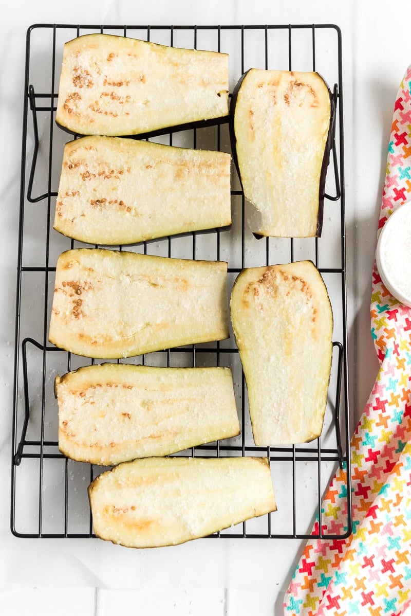 sliced eggplants drying out