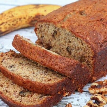 An easy and delicious banana bread recipe, perfect if you like banana walnut bread