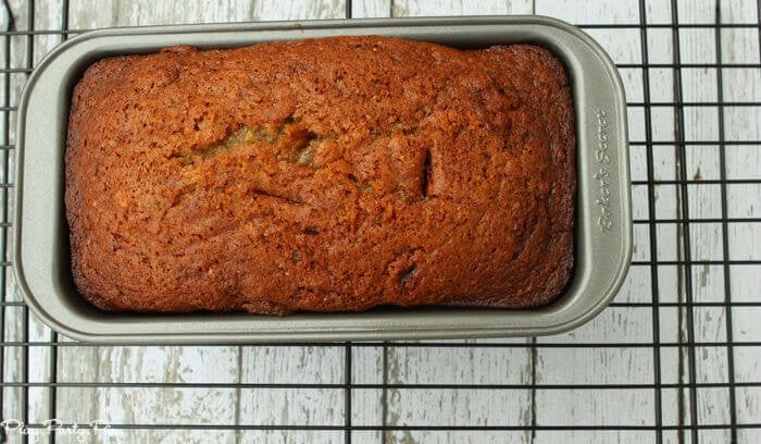 An easy and delicious banana bread recipe, perfect if you like banana walnut bread