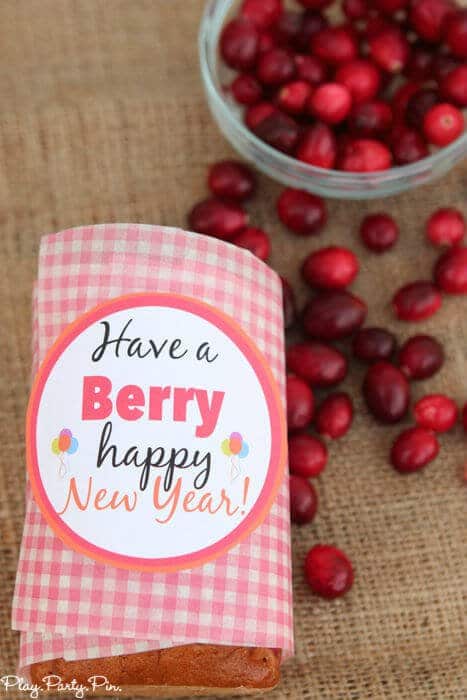 The best cranberry orange bread recipe and three cute printable gift tags to go with it, perfect for a neighbor gift or hostess gift idea!