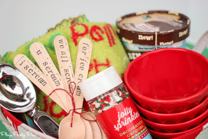 Ice cream gift basket idea complete with a Groupon to get ice cream to go