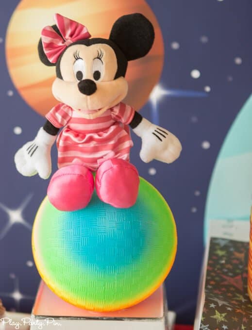 outer-space-party-minnie (1 of 1)