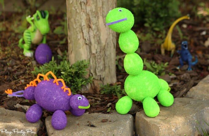 These foam dinosaurs would make an awesome dinosaur kids craft, perfect for a dinosaur birthday party idea, letter D activities, or someone who just loves dinosaurs