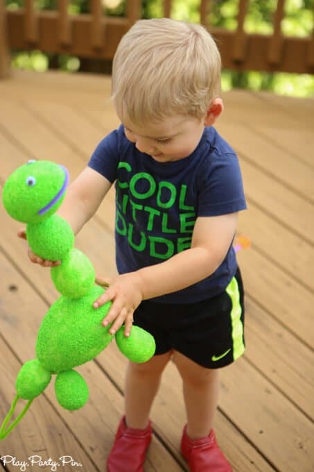 These foam dinosaurs would make an awesome dinosaur kids craft, perfect for a dinosaur birthday party idea, letter D activities, or someone who just loves dinosaurs