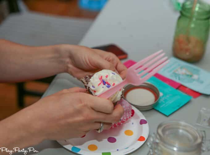 Love all of these pamper party ideas, what a great way to celebrate mom friends