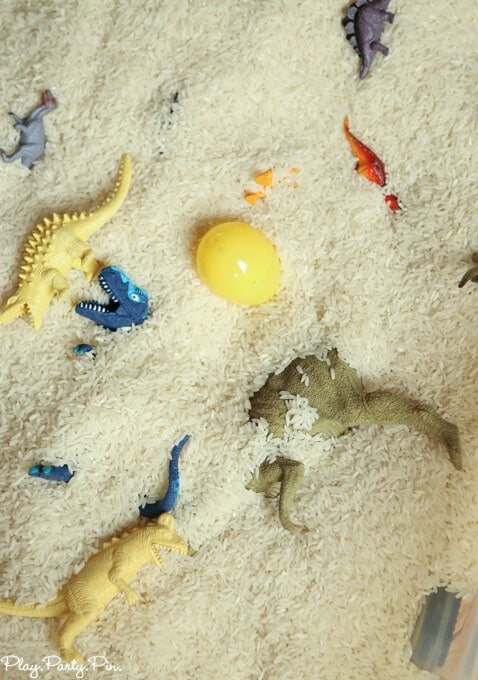 Easy Dinosaur Party Games for Kids - 23
