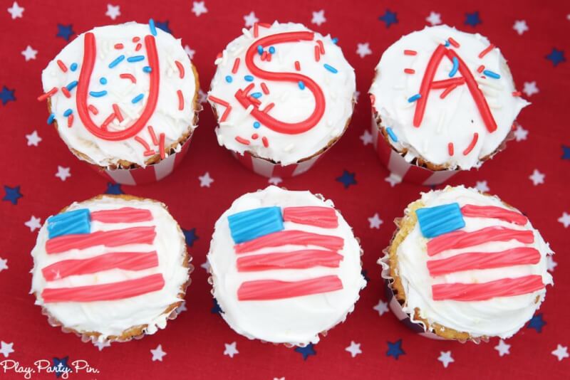 Easy red, white, and blue cupcakes that are perfect for 4th of July or Memorial Day parties!