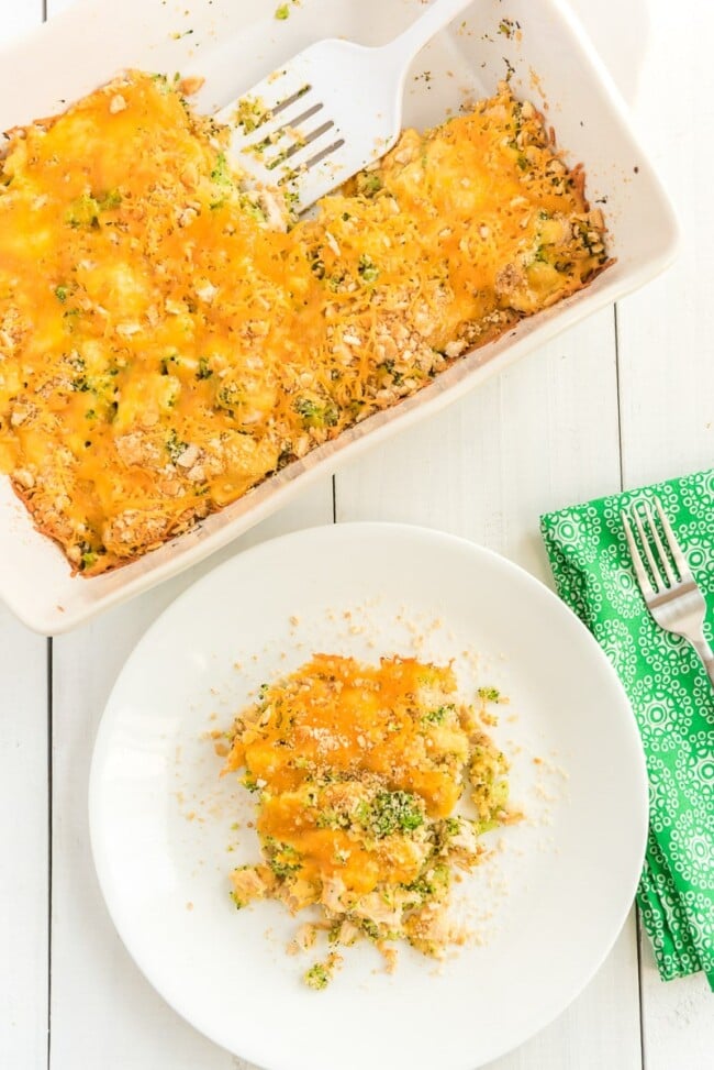 Easy Broccoli Chicken Casserole with Ritz Crackers Play Party Plan