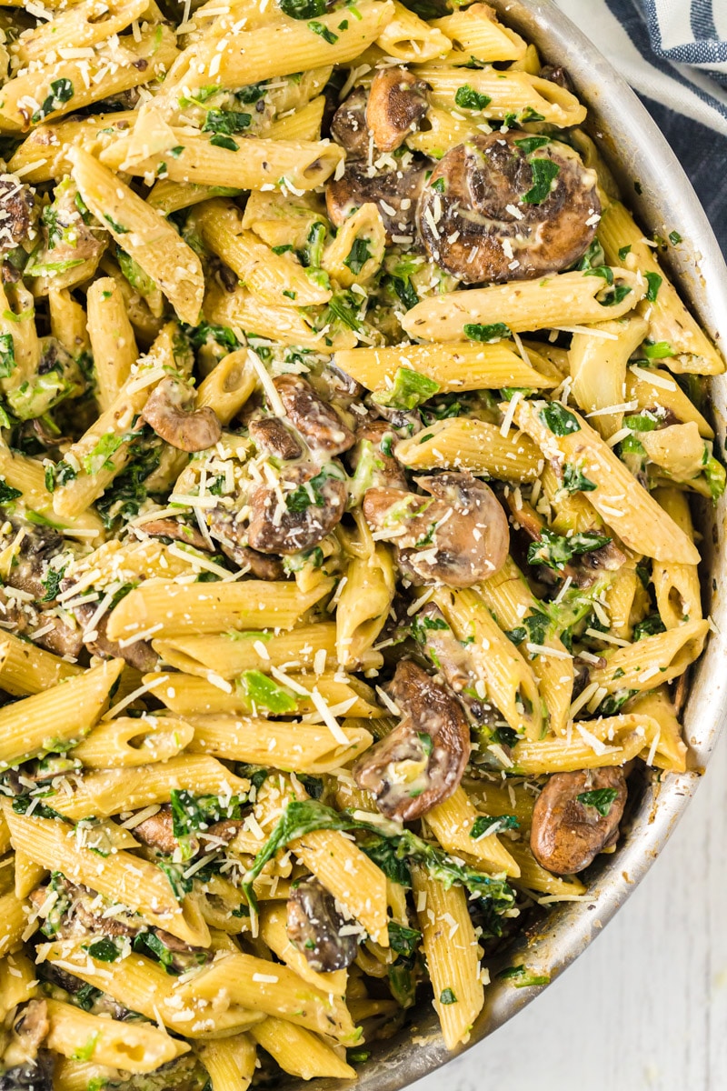 Pan of spinach and artichoke pasta