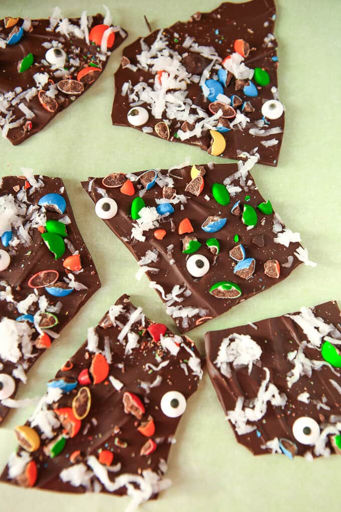 Monster themed chocolate bark recipe, so simple and delicious!