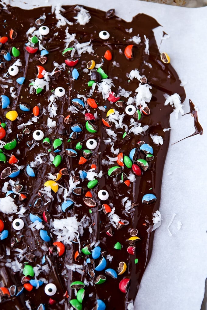 Monster themed chocolate bark recipe, so simple and delicious!