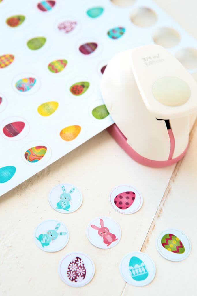 Free printable Easter party games that are perfect for kids of all ages! Print out the stickers, put them on the bottom of Hershey’s kisses, and play away! I can’t wait to try all three of these games with my kids!