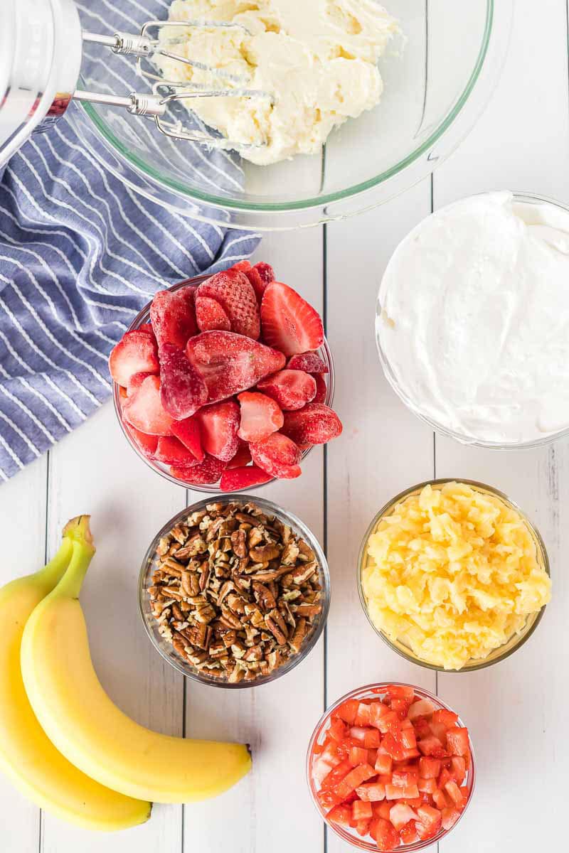 Ingredients for strawberry fluff