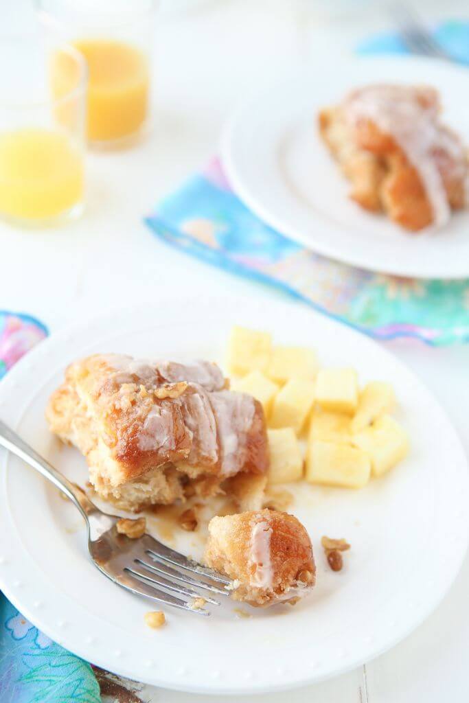 This pineapple monkey bread recipe is perfect for Easter brunch or even for a dessert on a baby shower dessert table! Since you make this monkey bread with canned biscuits and pineapple juice, it’s an easy monkey bread recipe that everyone can make! Definitely one of my favorite recipes for a pineapple cake and one of the easiest desserts or breakfast recipes ever!