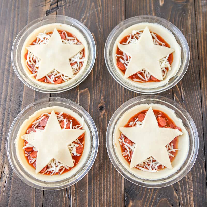 Stars Hollow Mini Pizza Pies   Play Party Plan - 98