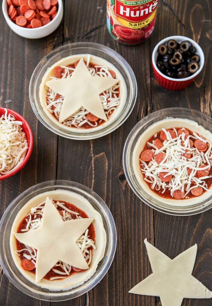 Stars Hollow Mini Pizza Pies   Play Party Plan - 3