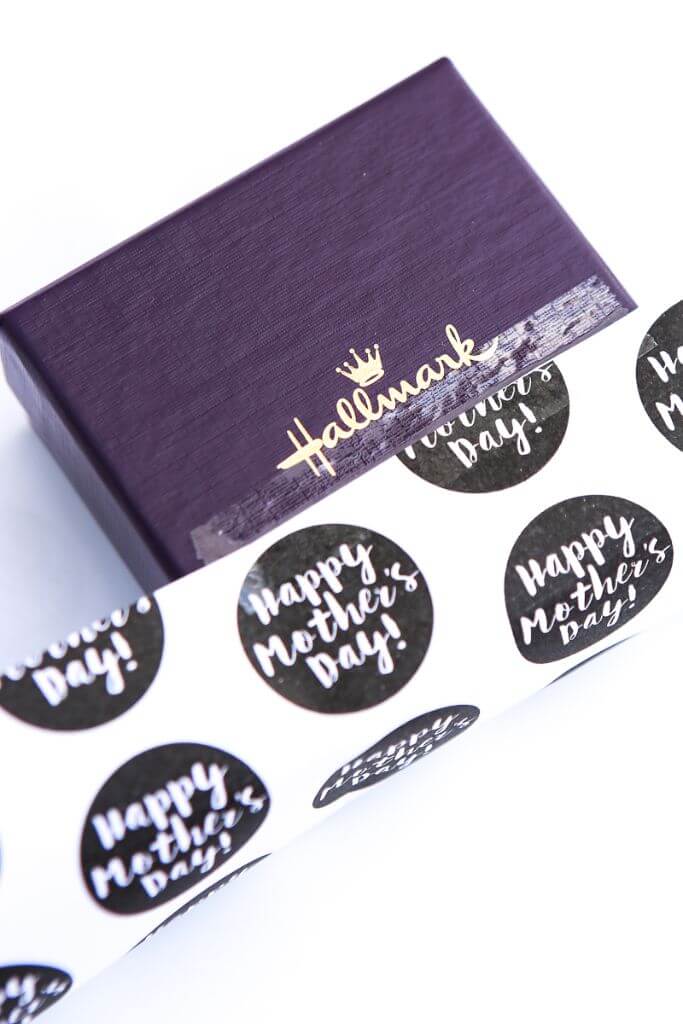 Free Printable Wrapping Paper for Mother's Day Play Party Plan