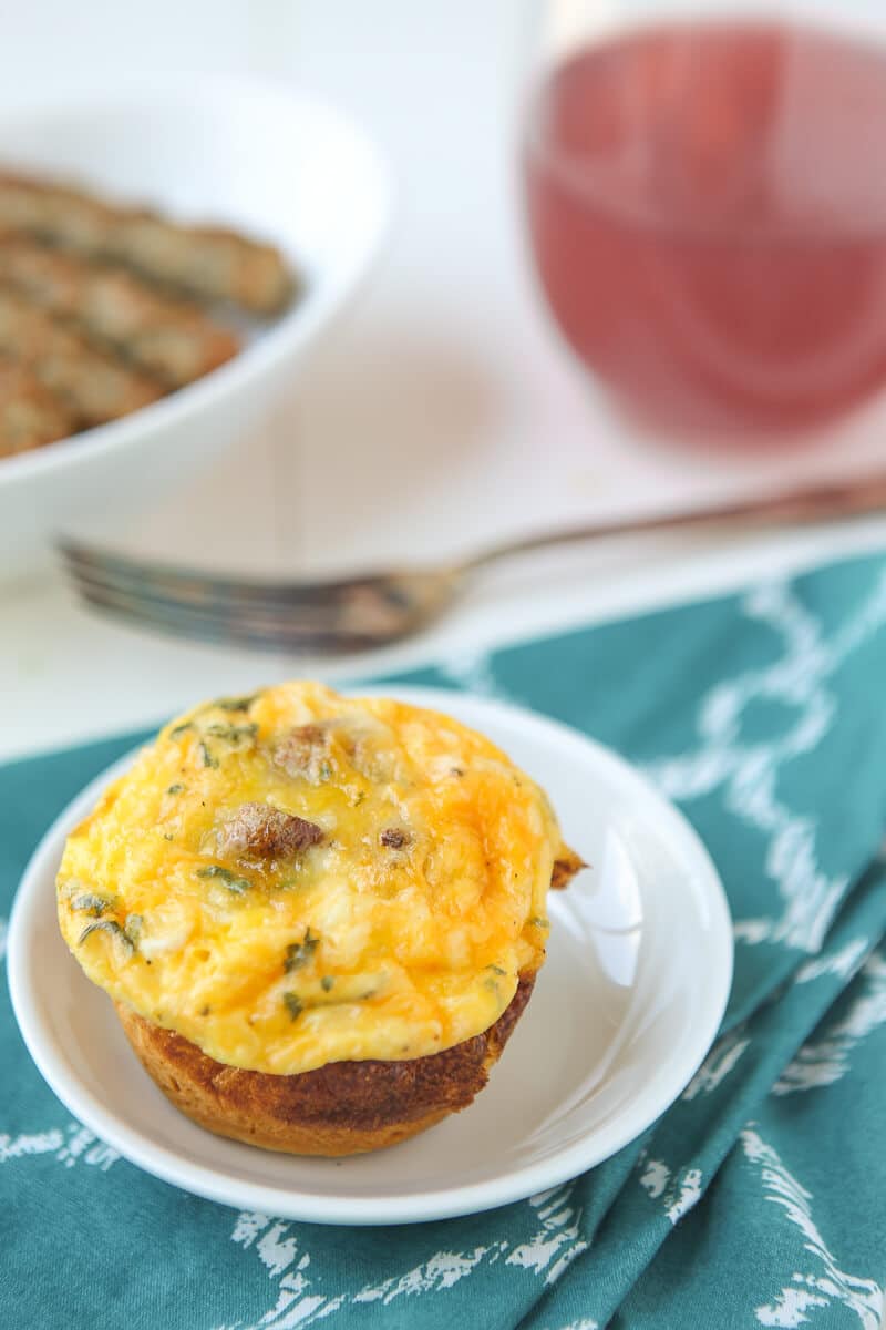 This easy sausage and egg muffin recipe combines your favorite breakfast flavors in a great make ahead egg muffin cups recipe that’s perfect for kids or adults. Make a bunch and stick them in the freezer then heat up throughout the week for a bit of protein in the morning! 