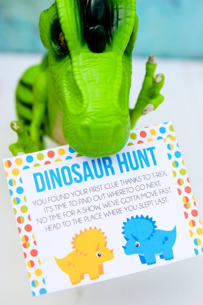 This free printable dinosaur hunt is perfect for a dinosaur birthday theme, a dinosaur party, or just to play with boys who love dinosaurs! Definitely one of the best dinosaur games or activities I’ve seen, and I know my son would love these ideas! Pair it with dinosaur decorations, food, and other ideas like watching LEGO Jurassic World, for the best dinosaur party ever! 