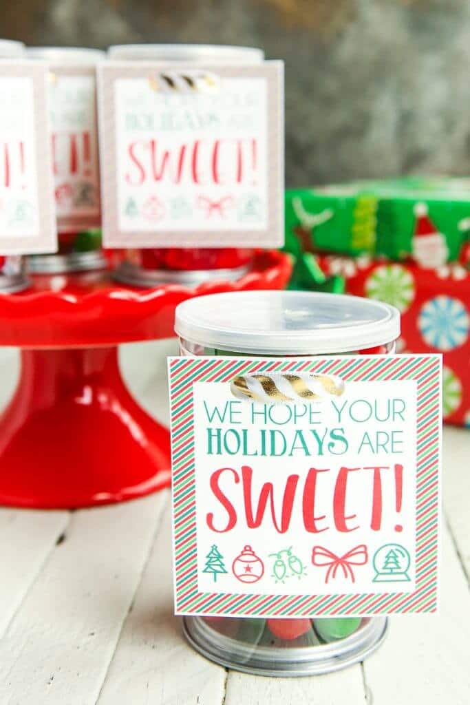 Free printable holiday gift tags - just add to a container full of treats and wish someone a sweet holiday! One of the easiest DIY gifts around. 