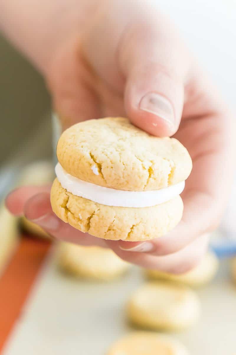 This homemade moon pie recipe is one of the easiest desserts you can make! No need for homemade marshmallows, just a little sugar and time. Just like the moon pies you find in the store, everyone will love this yummy recipe! 