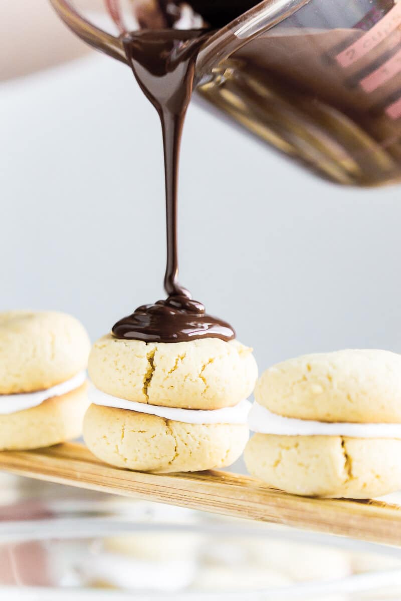 Homemade Moon Pie Recipe   How to Make Moon Pies at Home - 97