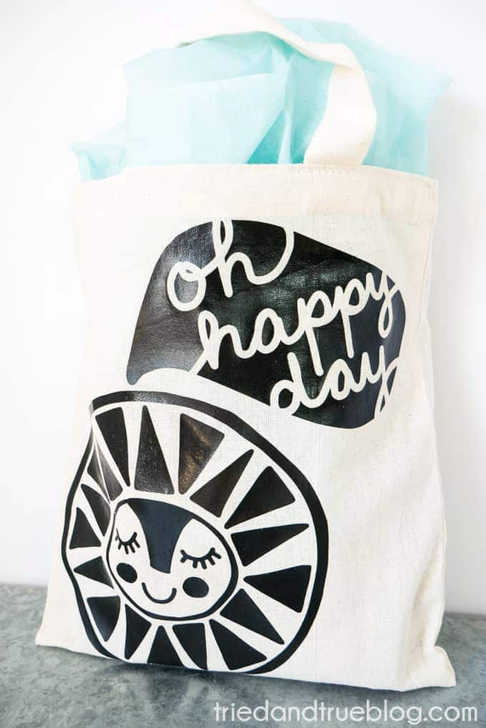 Kid-Colored Tote Bags with Cricut Explore Air 2 - An Easy DIY