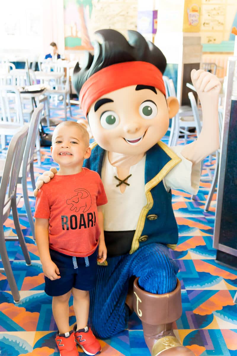 The best tips for character dining at Disney World with toddlers, preschoolers, or young kids. Everything you need to know about character meals at Disney World including restaurants at Epcot, Magic Kingdom, and Hollywood Studios. Tips on picking the right chairs, enjoying with large families, and even picking the right meals (like the magical hour between breakfast and lunch!).