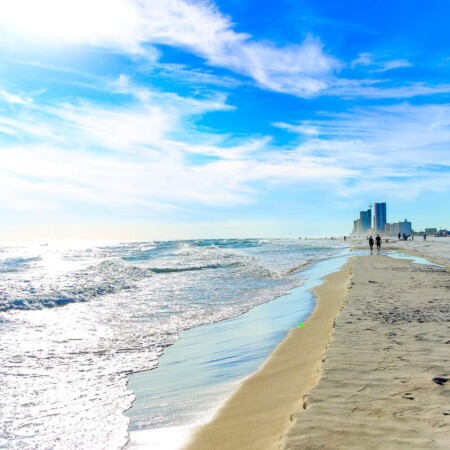 Planning a Gulf Shores Alabama Vacation? This guide to things to do in Gulf Shores Alabama will make planning your Gulf Shores Vacation easy! Everything you need to know from places to eat in Gulf Shores to where to stay!
