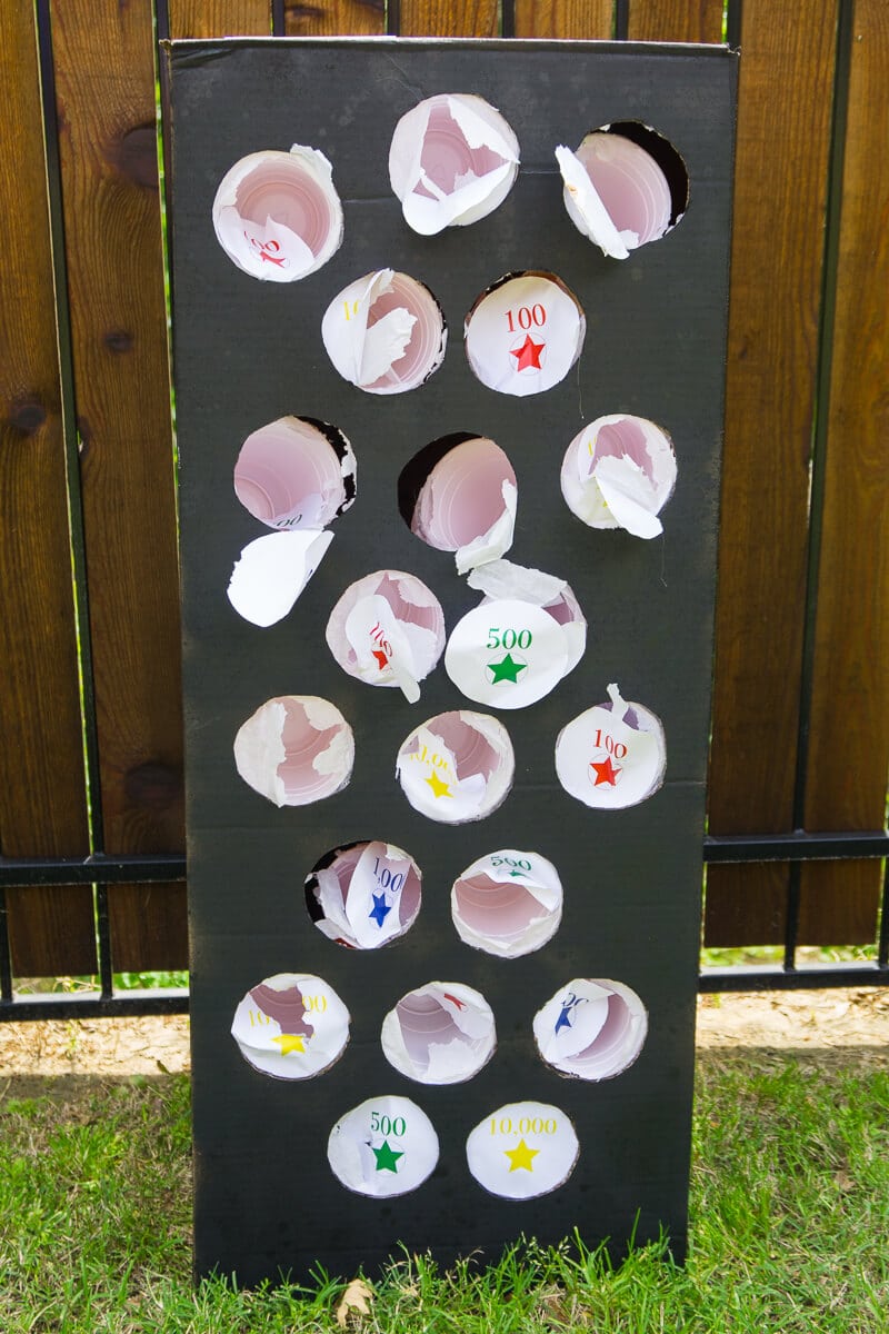 Make your own Toy Story Midway Mania games at home with this fun outdoor games tutorial! With everything from a homemade balloon darts to a punch box, so many fun ideas!