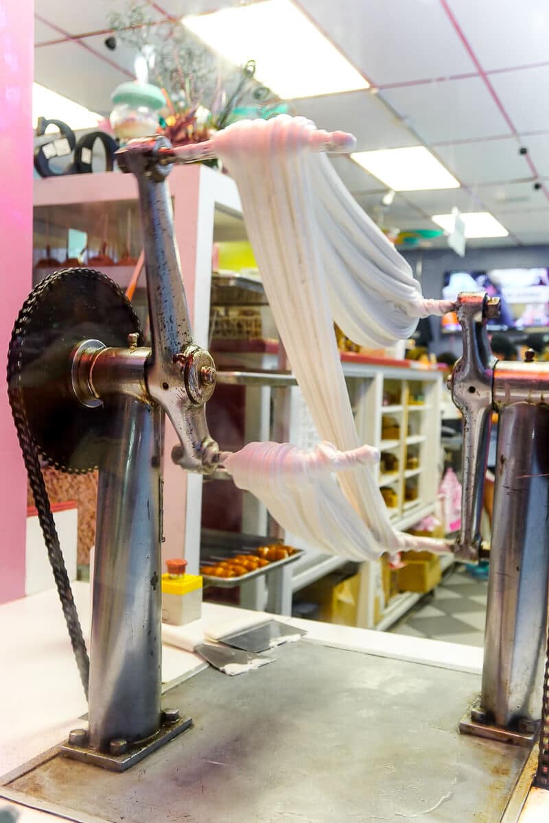 Watch a taffy pull at Zeno's Boardwalk sweet shop!