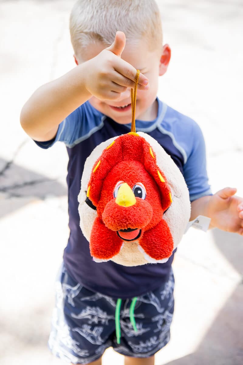 Fun dinosaur themed prizes at the Dino Nursery game in Islands of Adventure