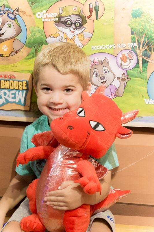 Create a red dragon at Great Wolf Lodge