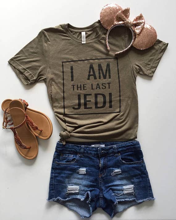 This shirt makes a great Star Wars gift for her