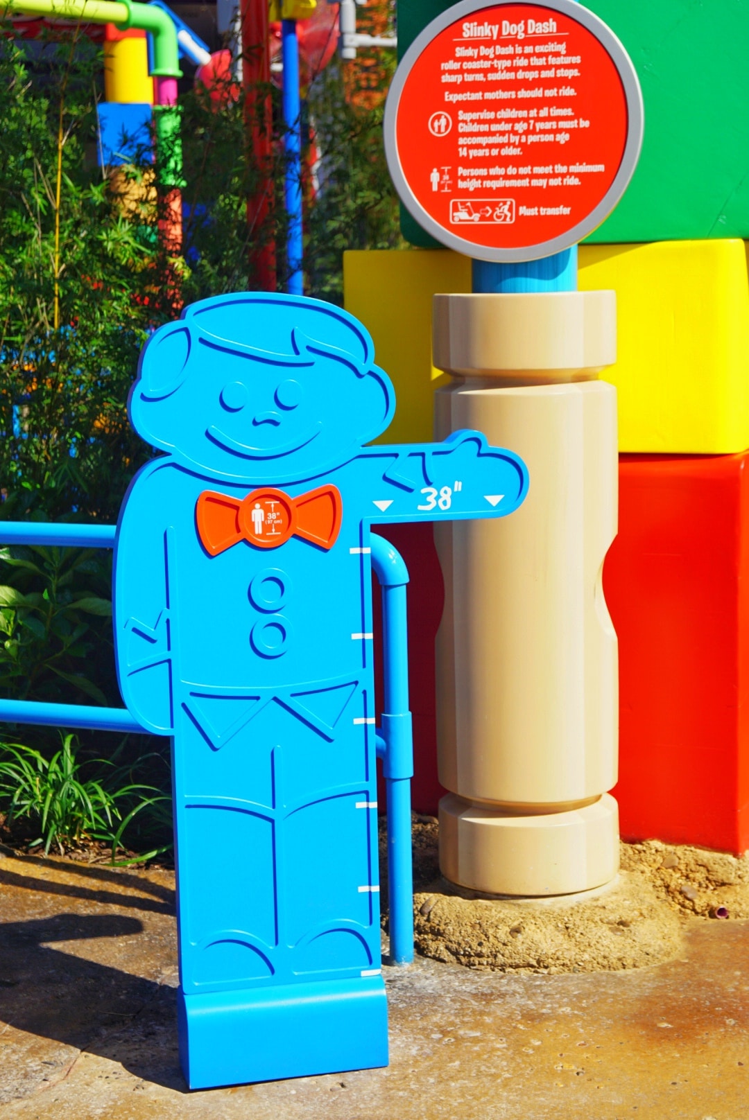 Ride height requirement sign in Toy Story Land