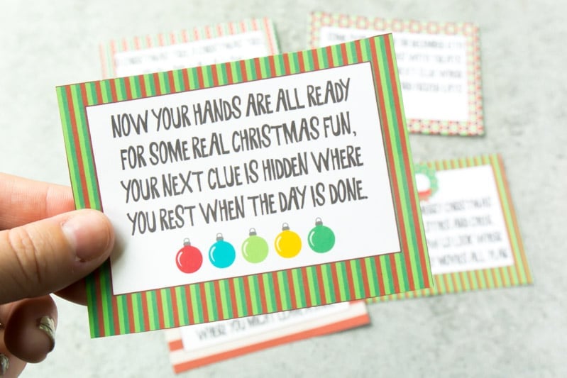 A Christmas scavenger hunt for kids on Christmas morning