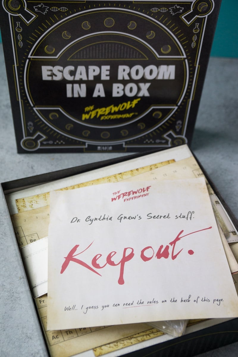 Instructions from the best escape room board game