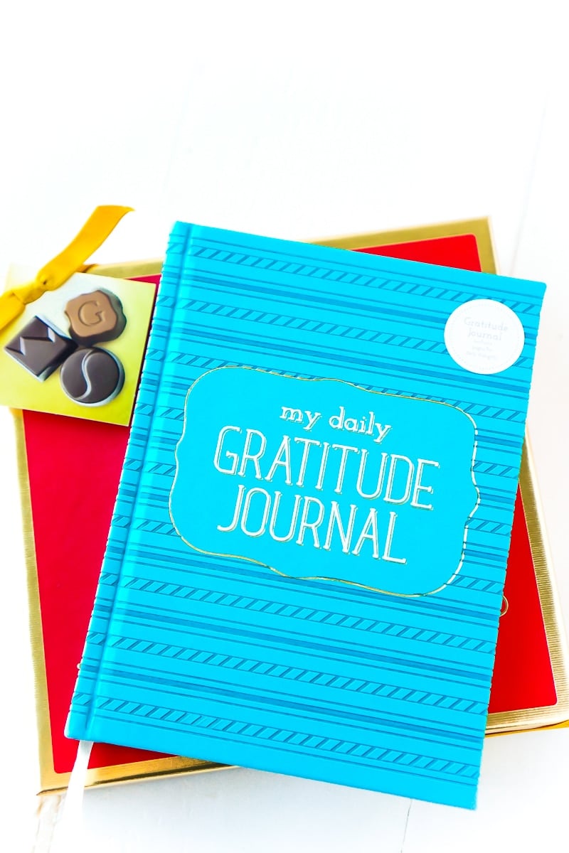 Some of the best gifts for grandparents including a journal, calendar, and more!