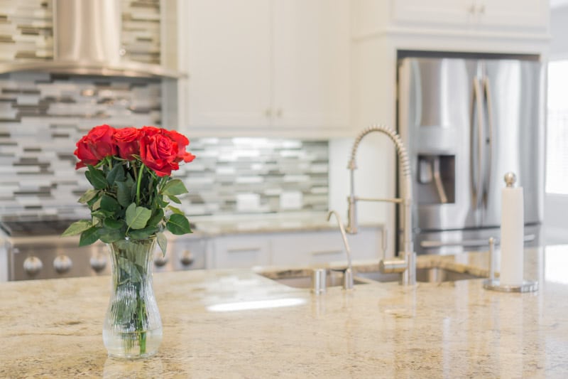 Fresh flowers in a kitchen and other tips for showing your home