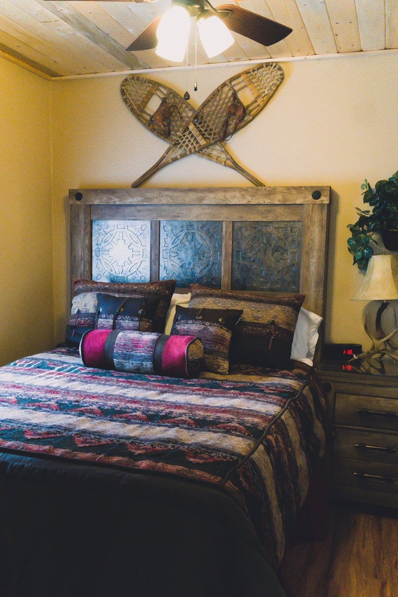 Bedroom of Elk Run Ruidoso cabins