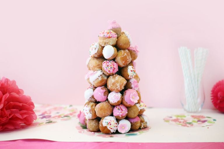 Macarons in the shape of a cake for a donut party