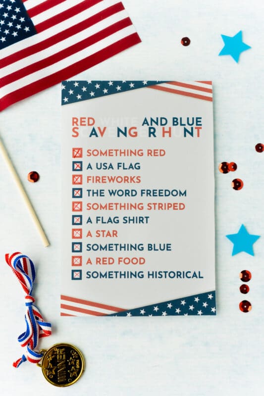 One 4th of July scavenger hunt checklist with an American flag